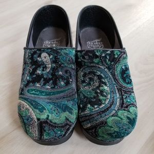 Dansko Vegan Pro Tapestry Blue Clogs